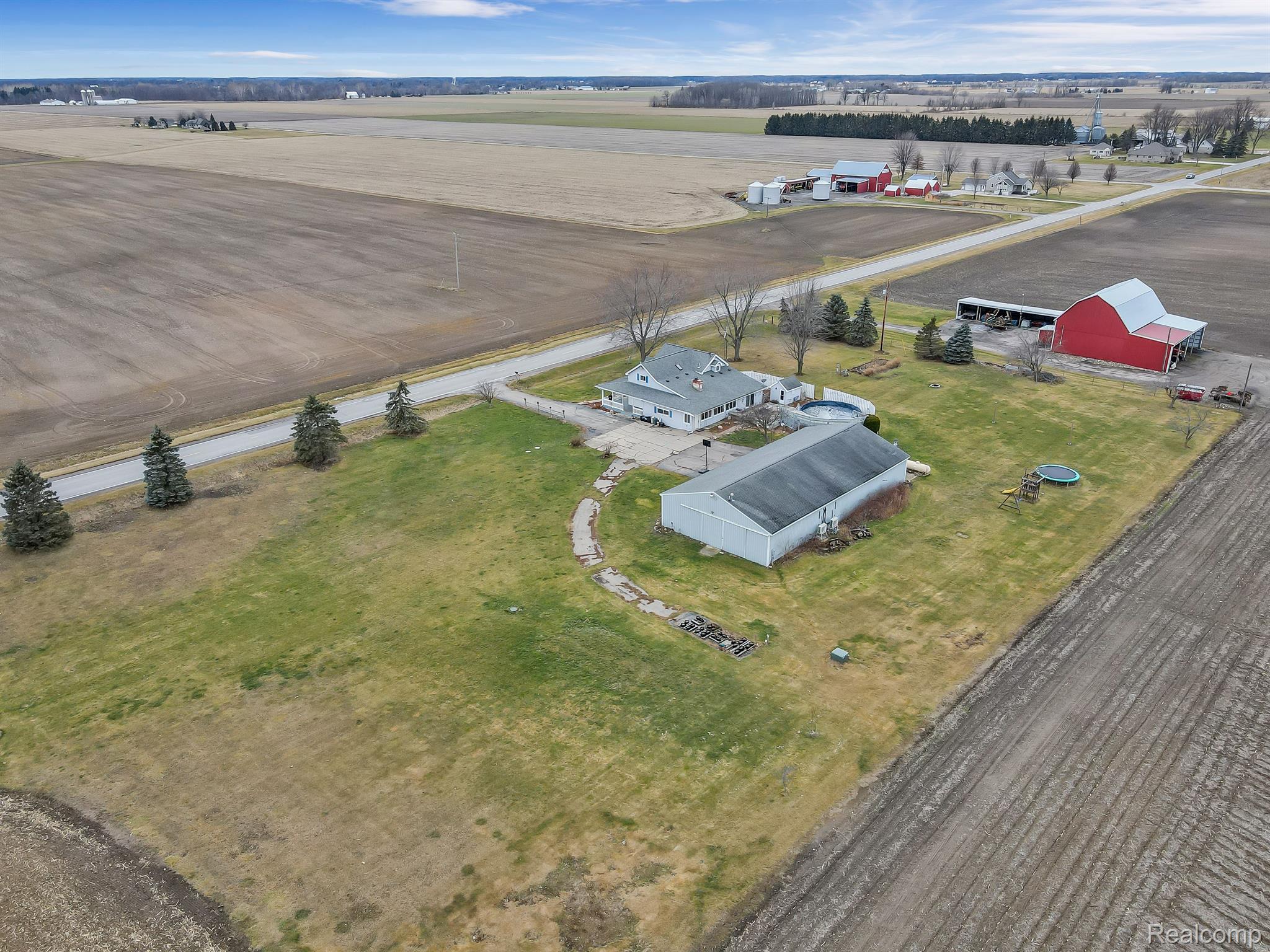 1416 Ditch Road New Lothrop, MI 48460 - Photo 8 of 34 Gallery Image 8