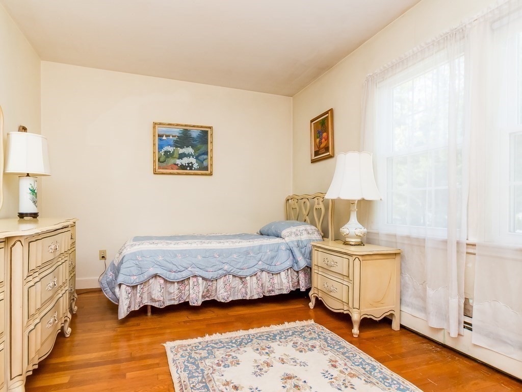 34 Spring Valley Road Belmont, MA 02478 - Photo 11 of 19