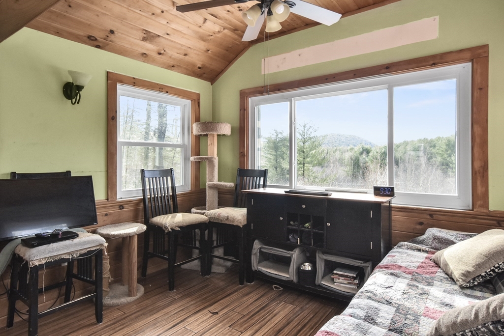42 Butterworth Road Orange, MA 01364 - Photo 12 of 23 Gallery Image 12