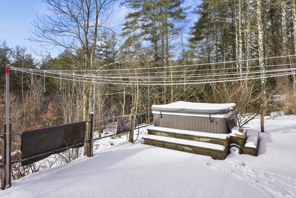 42 Butterworth Road Orange, MA 01364 - Photo 20 of 23 Gallery Image 20