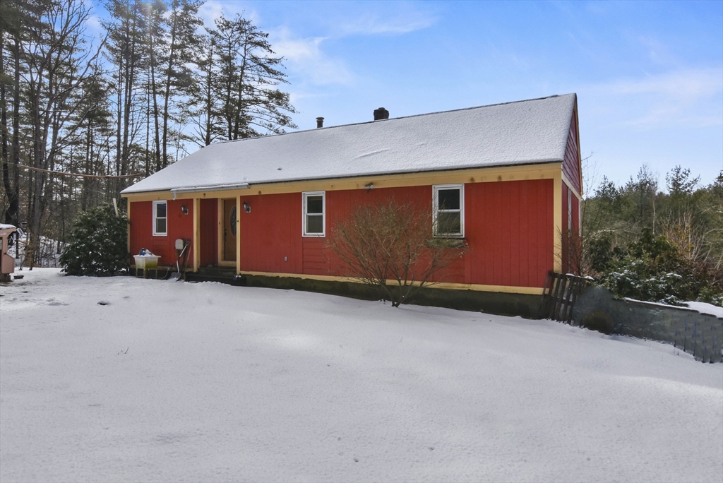 42 Butterworth Road Orange, MA 01364 - Photo 2 of 23 Gallery Image 2