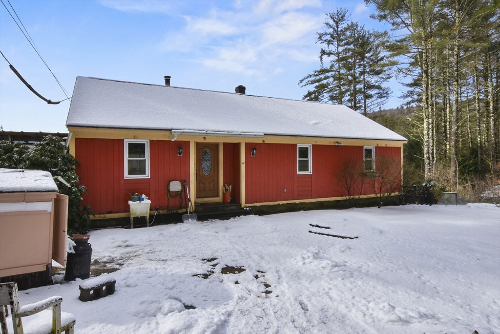 42 Butterworth Road Orange, MA 01364 - Photo 3 of 23 Gallery Image 3