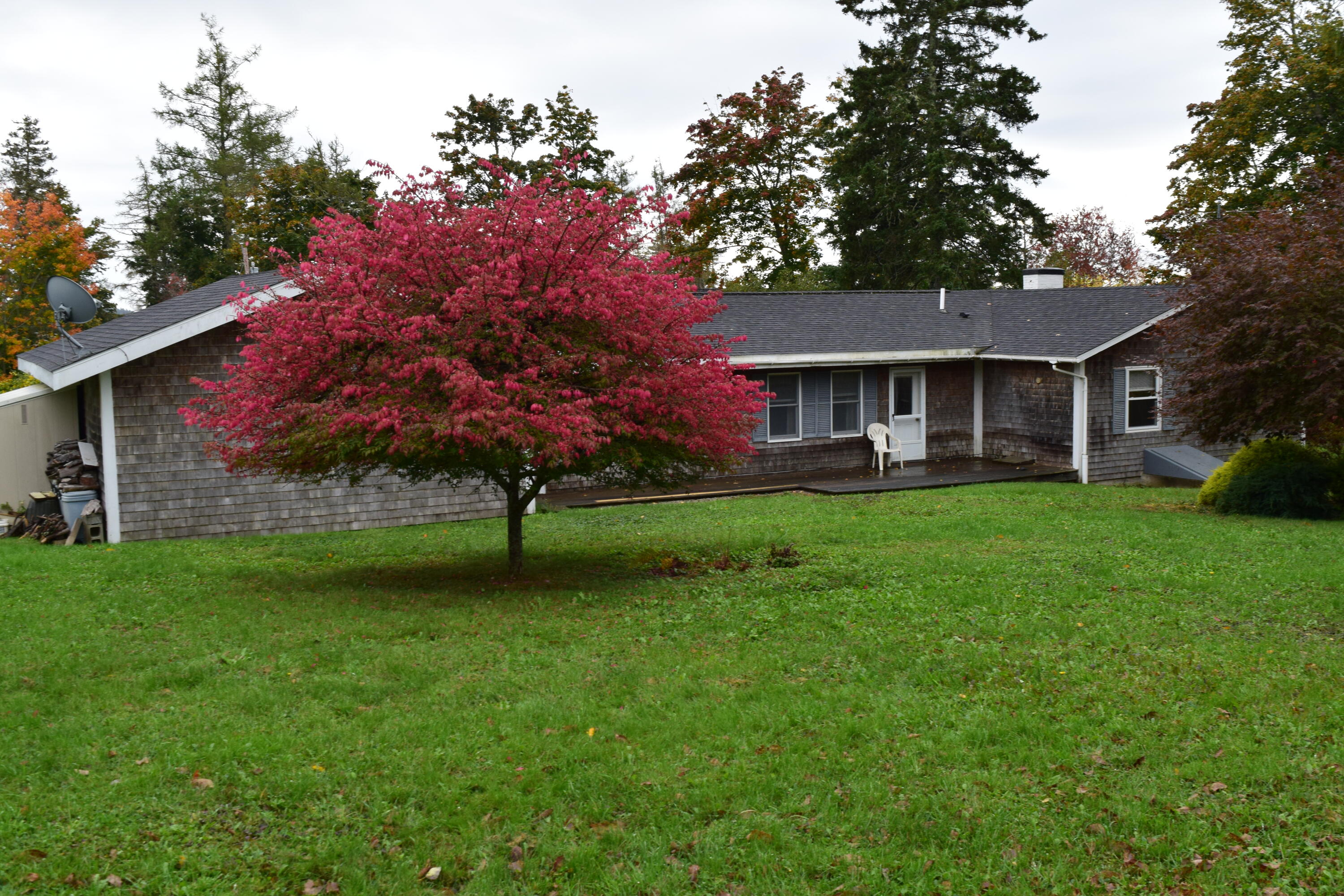 15 Madockawando Road Castine, ME 04421 - Photo 7 of 28 DSC_0089 (3)