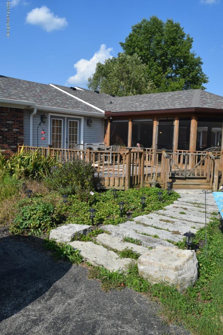 6309 Smithfield Road Smithfield, KY 40068 - Photo 13 of 57 3