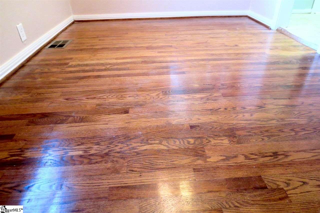 101 Rutledge Avenue Greenville, SC 29617 - Photo 9 of 28 Gallery Image 9