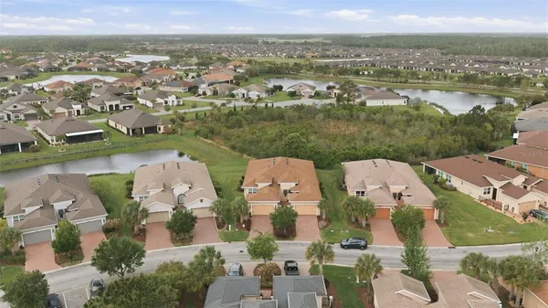 $300,000 | 3461 Fallbrook Drive, Kissimmee, FL 34759