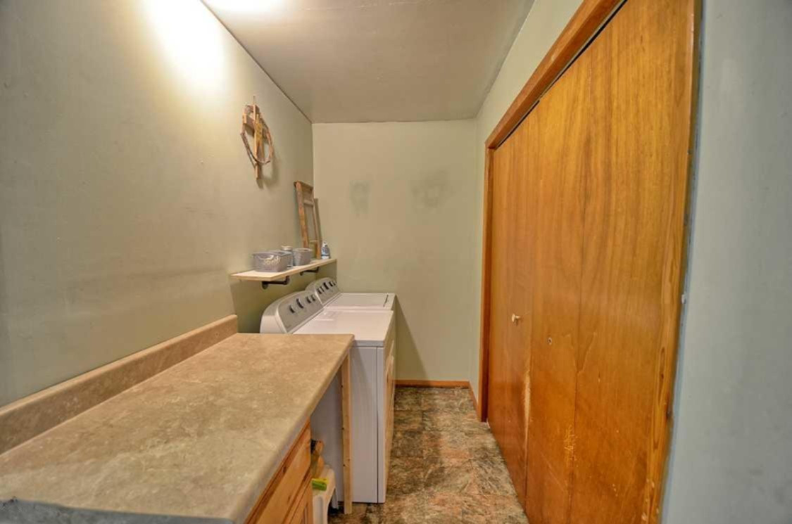 4400 Badger Road Lyons, MI 48851 - Photo 15 of 39 Main Floor Laundry