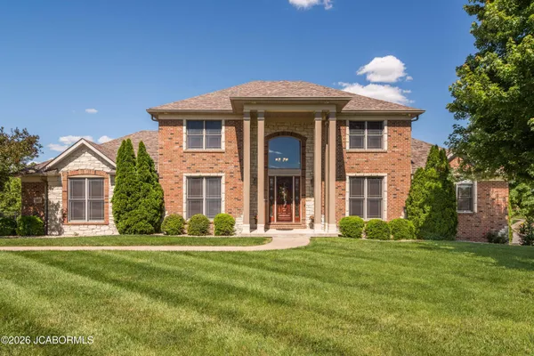 $1,095,000 | 837 Sherwood Drive, Jefferson City, MO 65109