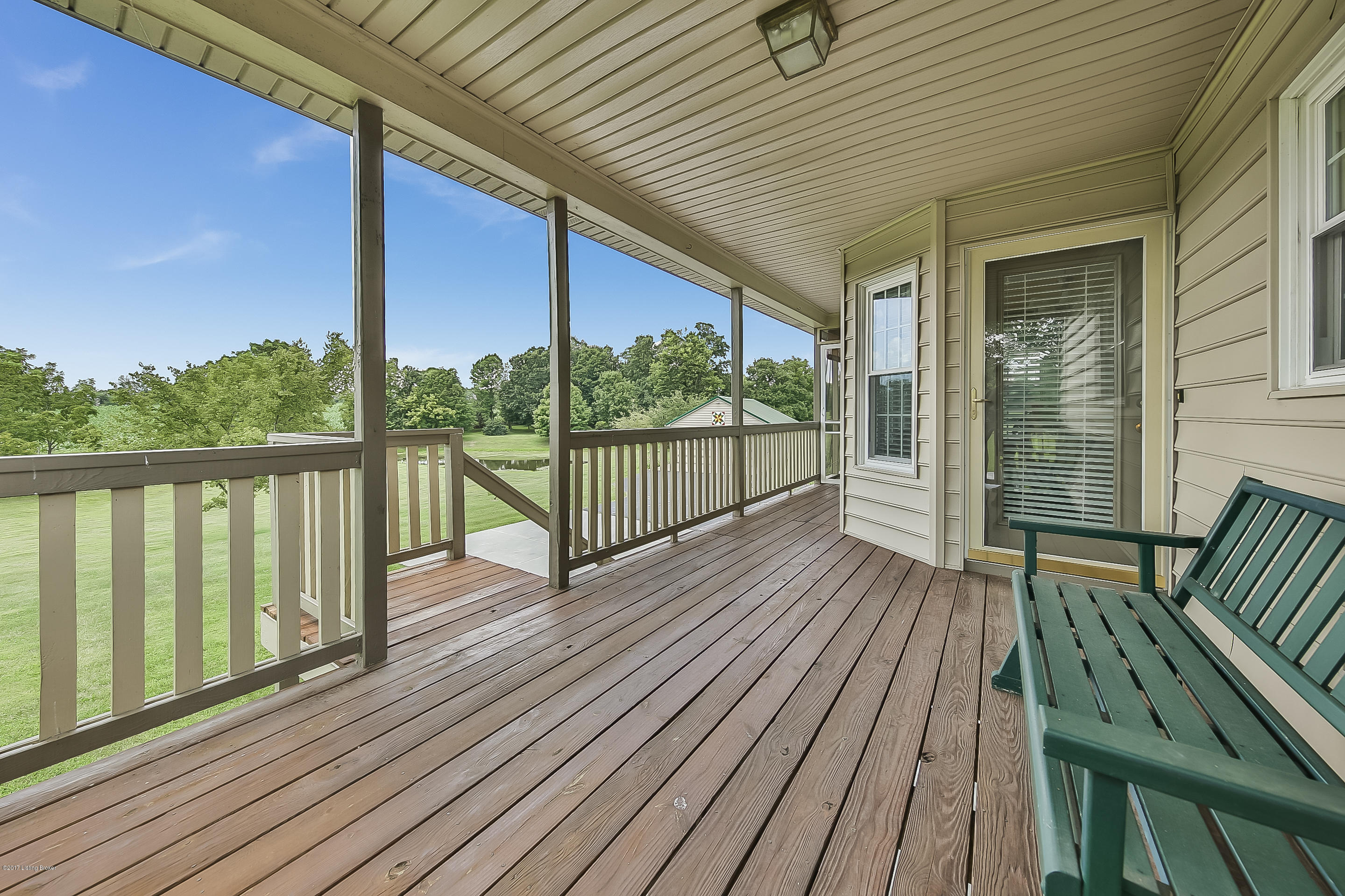 4073 Waddy Road Waddy, KY 40076 - Photo 31 of 38 CT6C0449