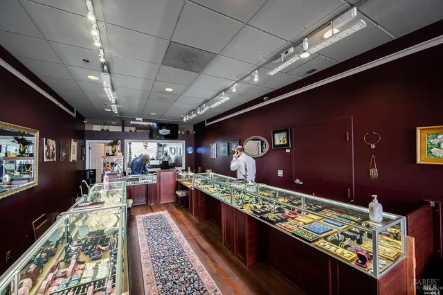 $5,995,000 | 599 Bridgeway, Sausalito, CA 94965