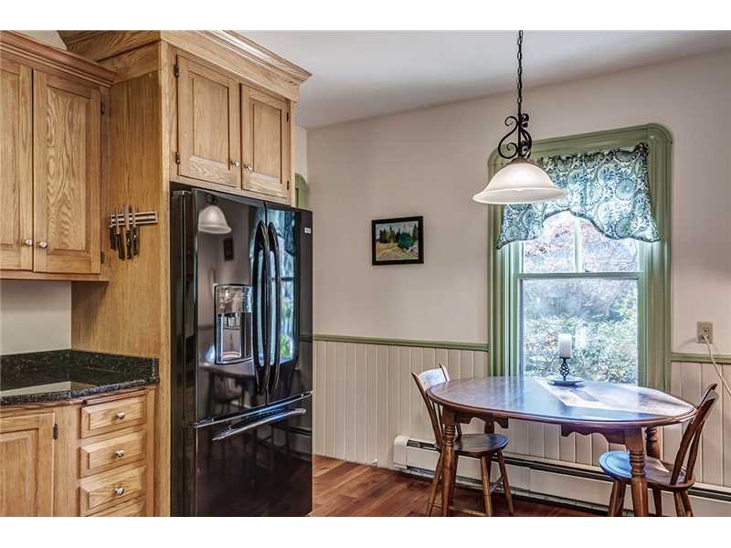 43 Sowams Road Barrington, RI 02806 - Photo 10 of 20 Kitchen.