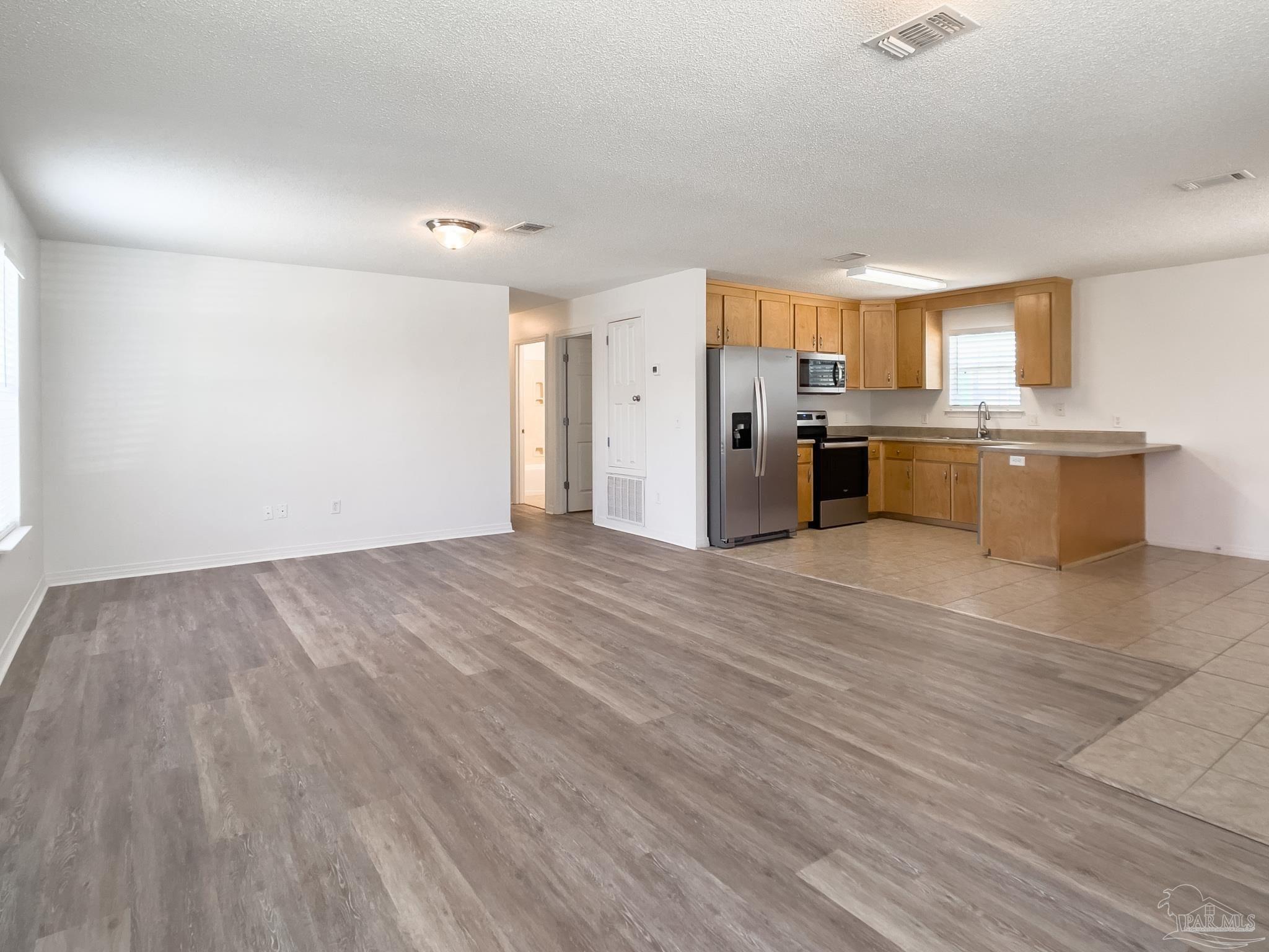 14087 Eitzen Road Pensacola, FL 32507 - Photo 6 of 29 Gallery Image 6