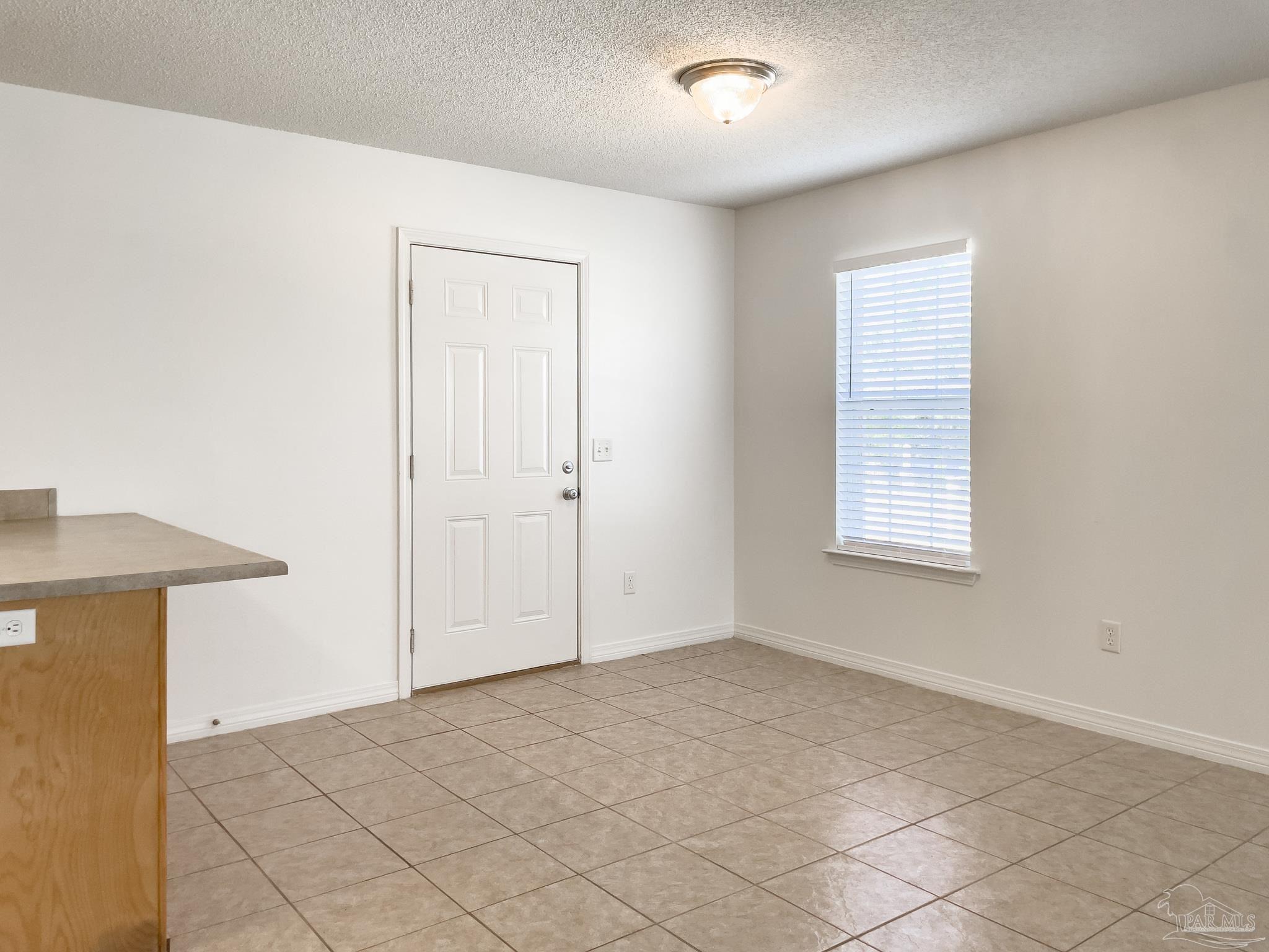 14087 Eitzen Road Pensacola, FL 32507 - Photo 8 of 29 Gallery Image 8