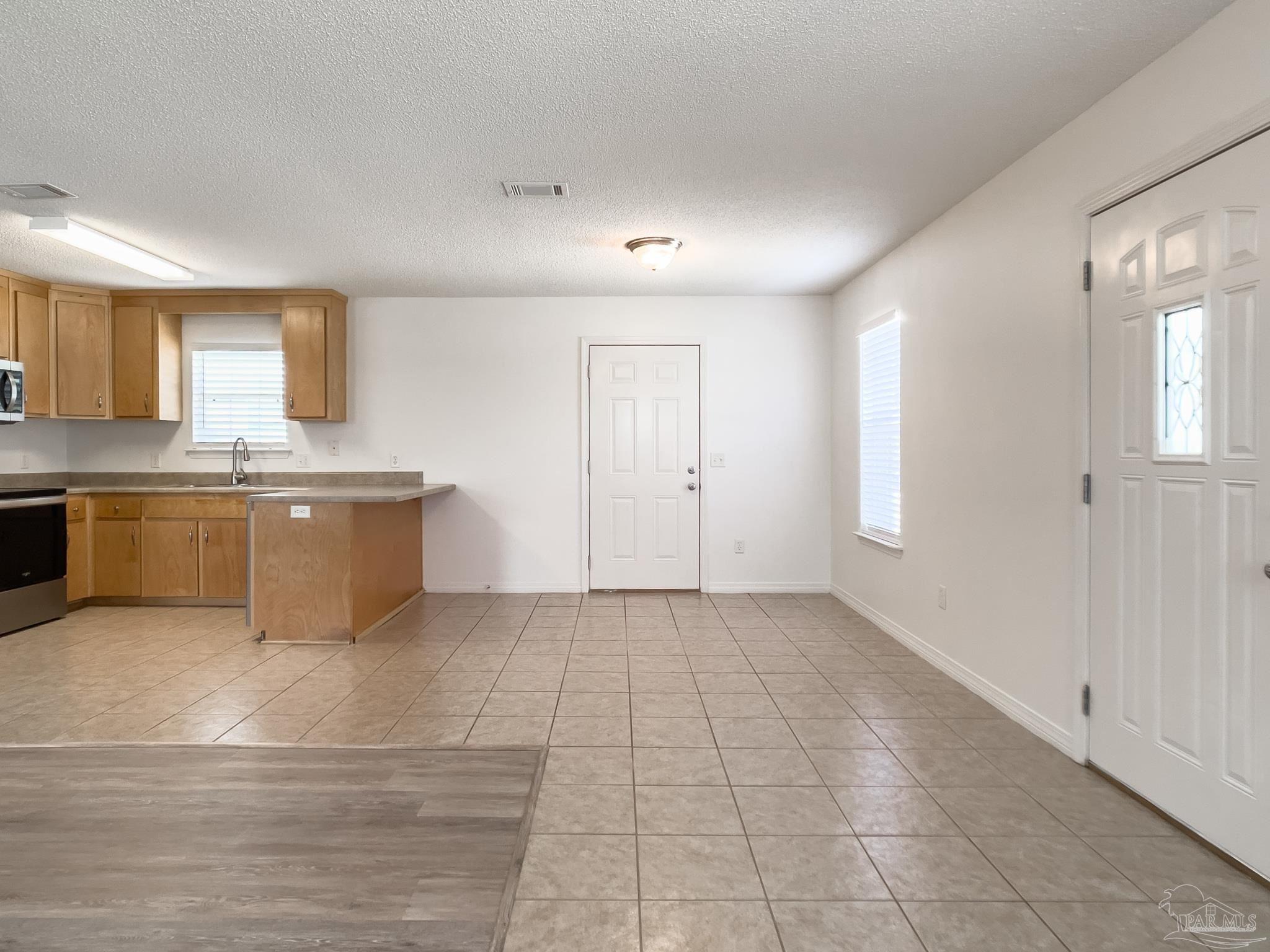14087 Eitzen Road Pensacola, FL 32507 - Photo 9 of 29 Gallery Image 9
