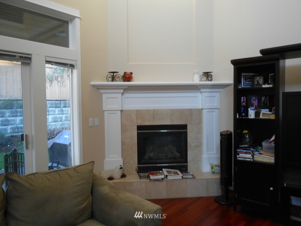 724 South 37th Street Renton, WA 98055 - Photo 8 of 15