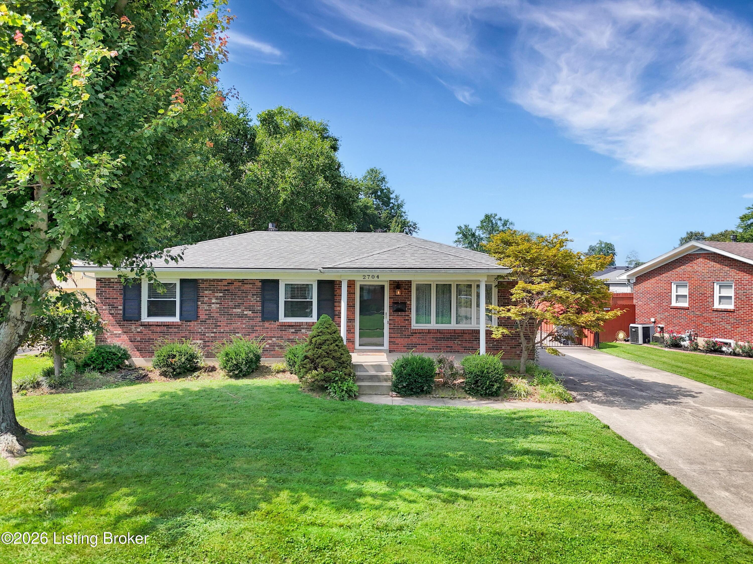2704 Alps Road Louisville, KY 40216 - Photo 57 of 68 Front of Home