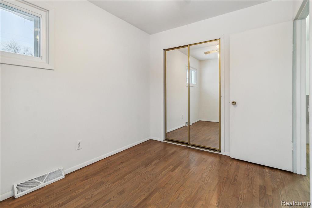 10446 Linden Road Grand Blanc, MI 48439 - Photo 18 of 32 Gallery Image 18