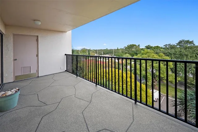$229,000 | 408 Tarpon Point, Tarpon Springs, FL 34689