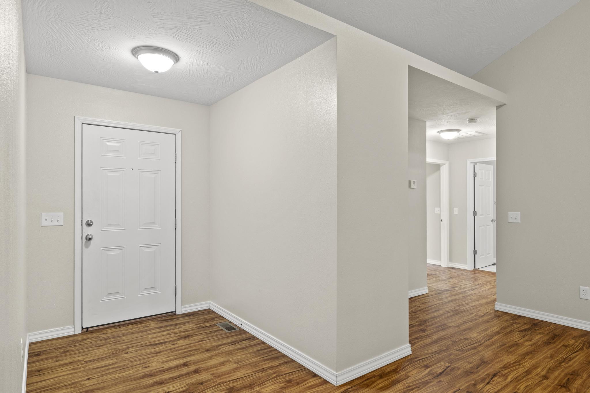 1027 South Overhill Avenue Springfield, MO 65802 - Photo 5 of 41 A-5