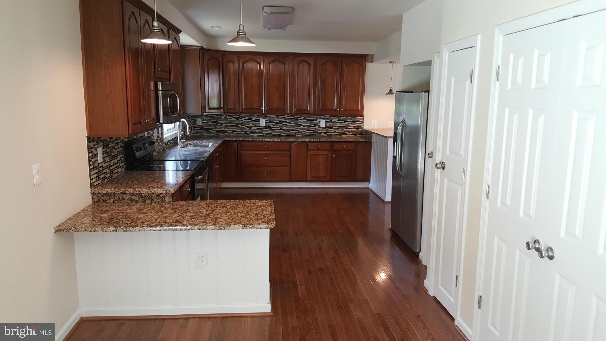 4213 Granby Road Woodbridge, VA 22193 - Photo 12 of 29 Kitchen