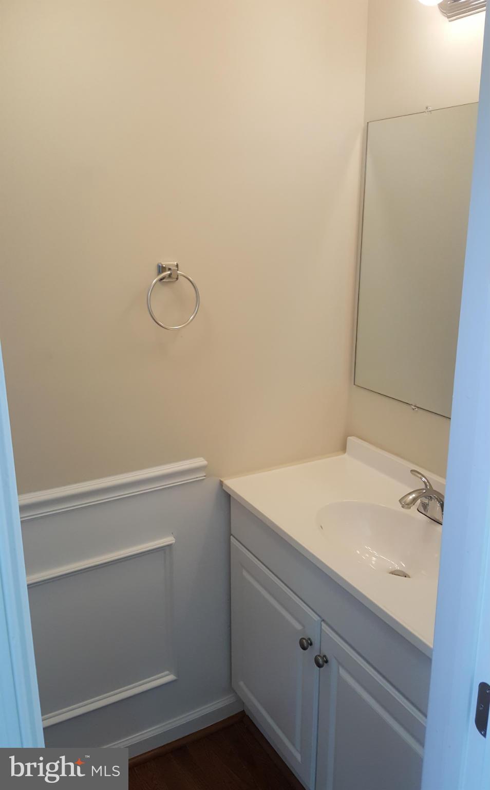 4213 Granby Road Woodbridge, VA 22193 - Photo 16 of 29 Bath