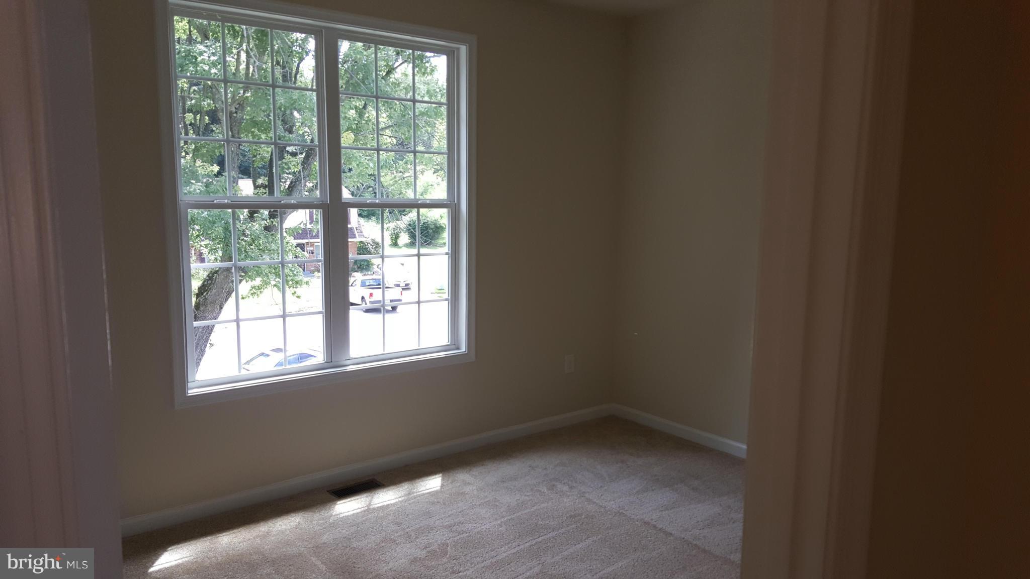 4213 Granby Road Woodbridge, VA 22193 - Photo 24 of 29 Bedroom