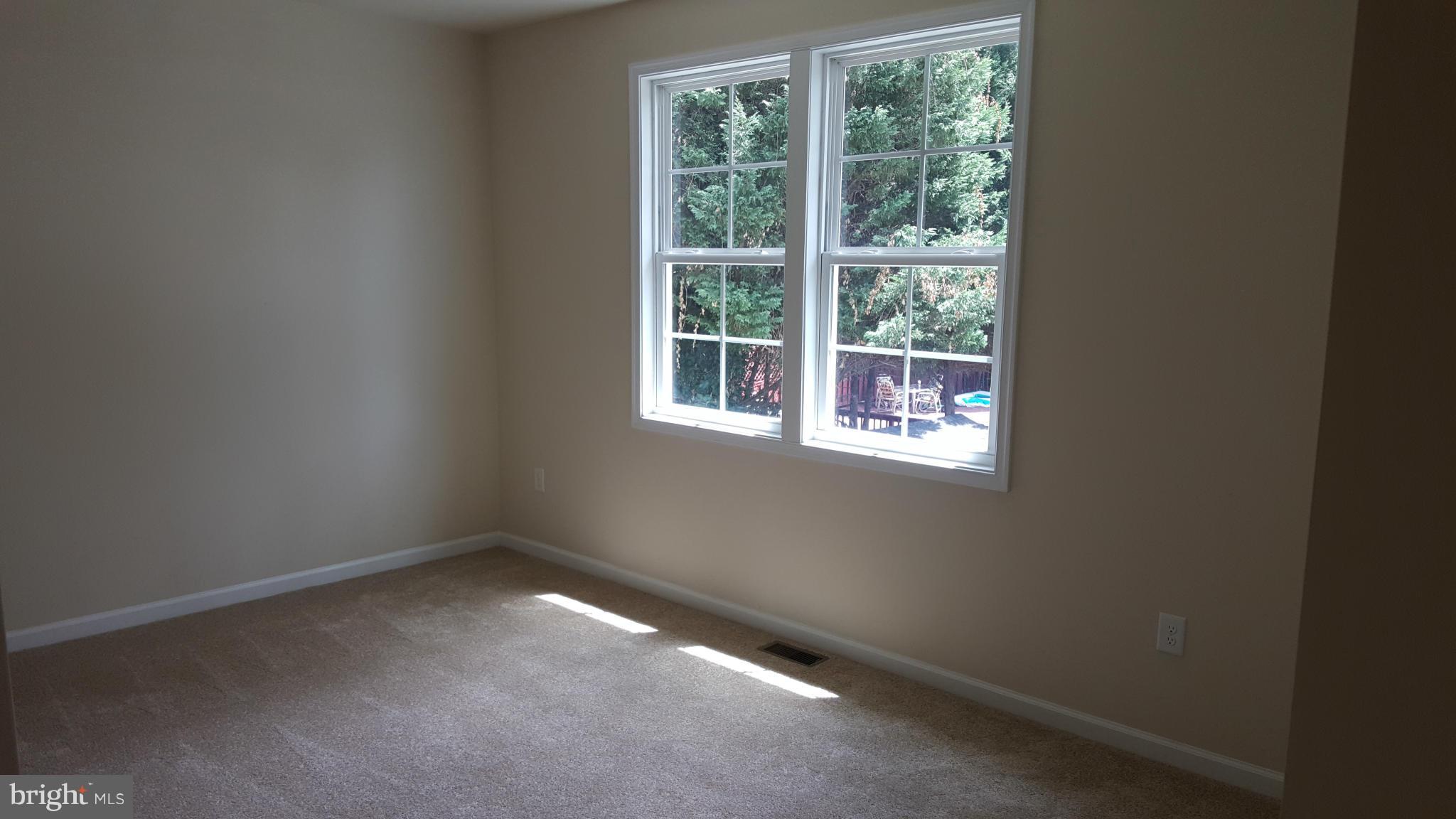 4213 Granby Road Woodbridge, VA 22193 - Photo 25 of 29 Bedroom