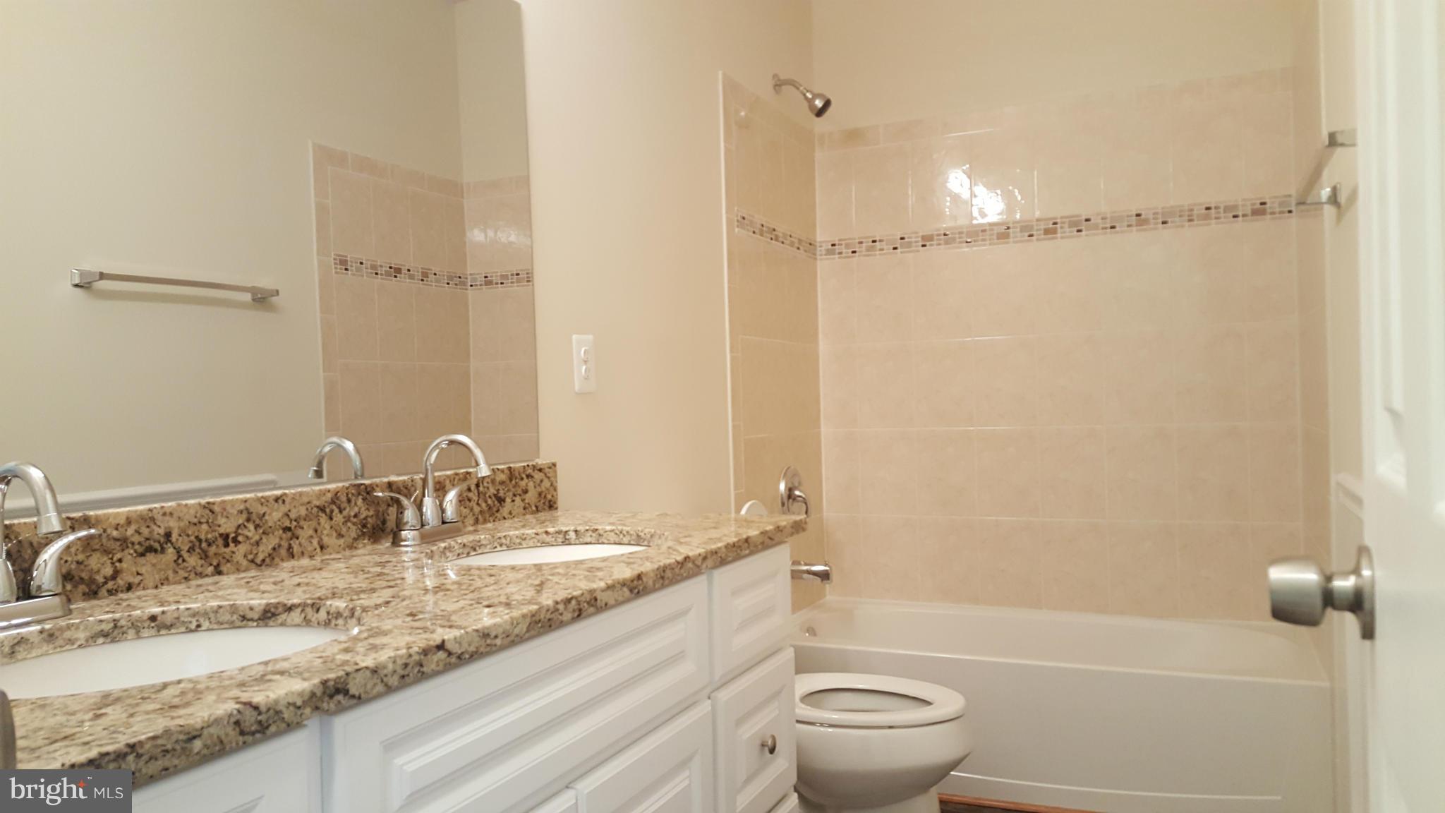 4213 Granby Road Woodbridge, VA 22193 - Photo 27 of 29 Bath