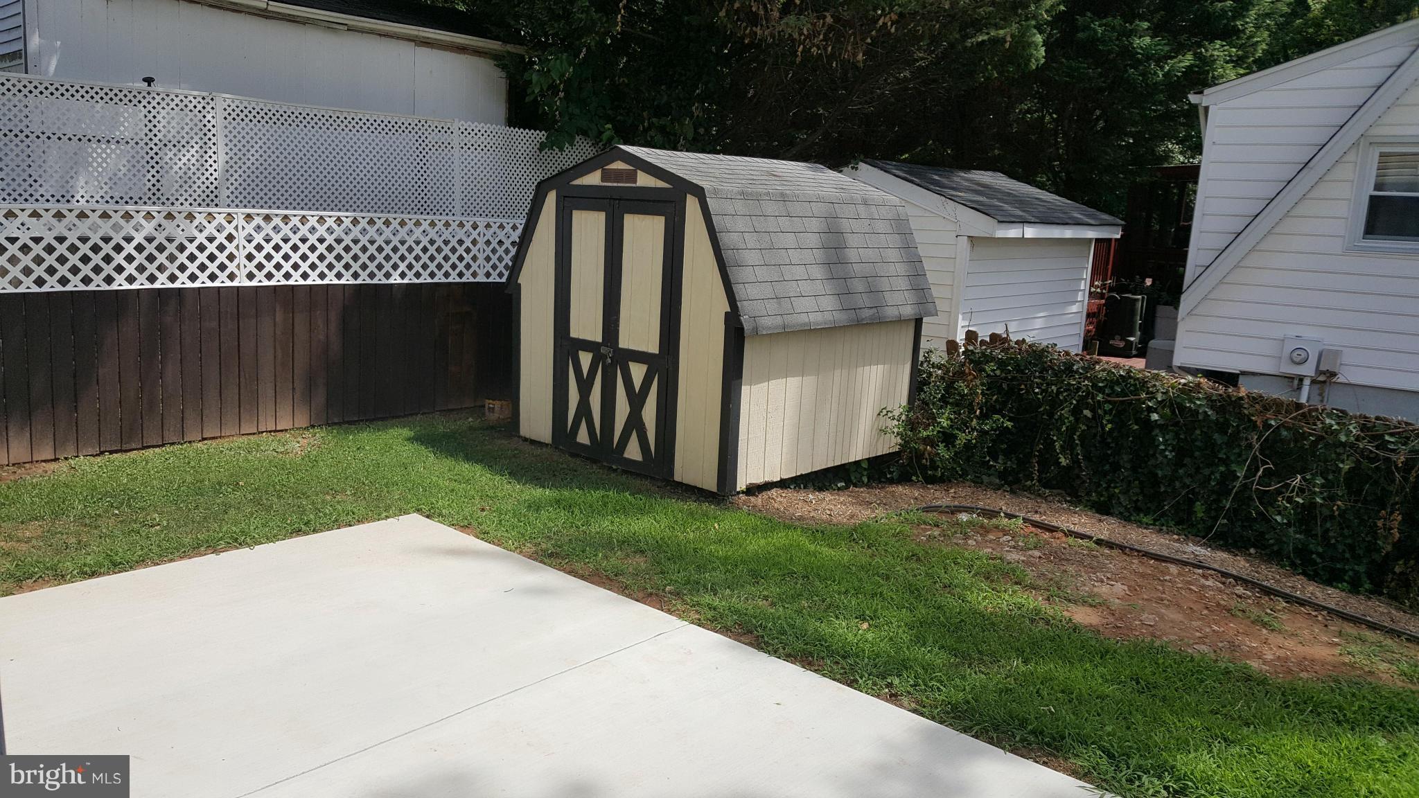 4213 Granby Road Woodbridge, VA 22193 - Photo 29 of 29 Exterior (Rear)