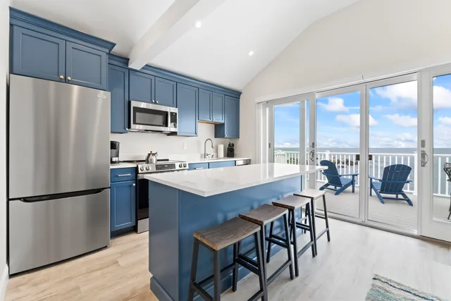 $3,299,000 | 117 Perkins Cove Road, Ogunquit, ME 03907