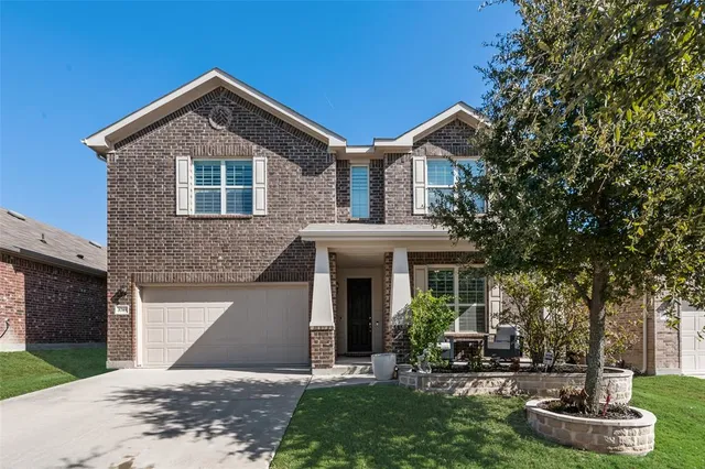 $469,900 | 3709 Juniperio Street, Denton, TX 76208
