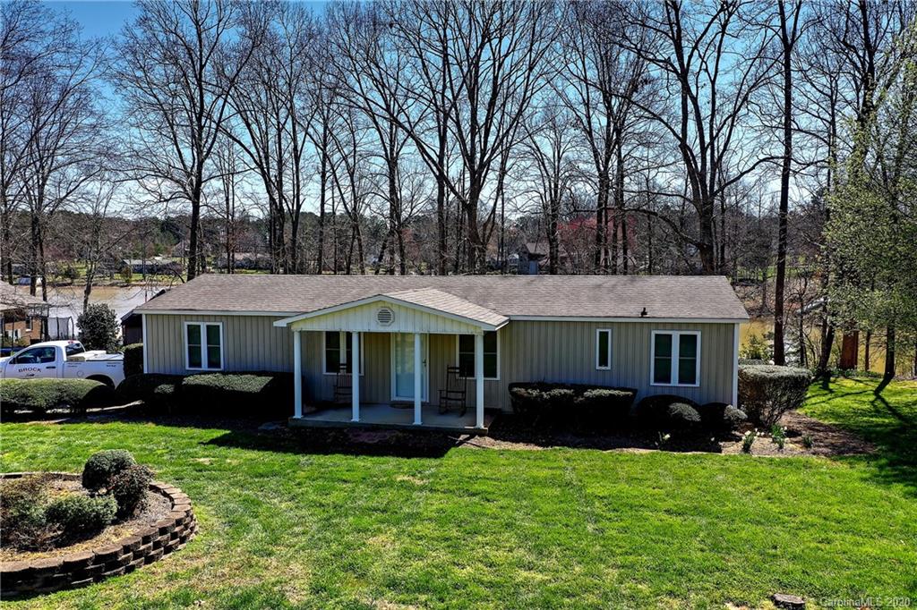 7759 Rabbit Circle Denver, NC 28037 - Photo 1 of 12 Gallery Image 1