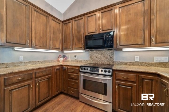 32165 River Road Orange Beach, AL 36561 - Photo 10 of 29 Kitchen