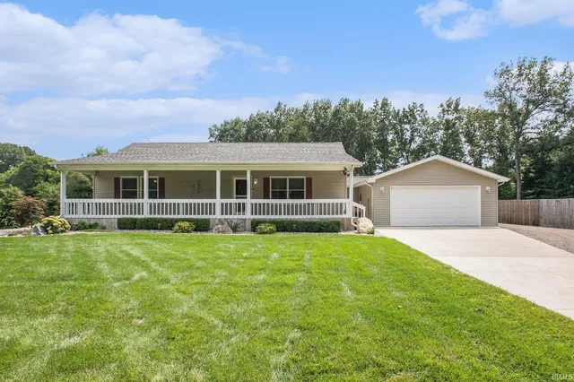 $475,000 | 29388 County Road 18, Elkhart, IN 46517