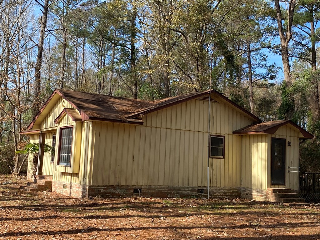 8115 Wateree Road Rembert, SC 29128 - Photo 5 of 19