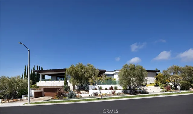 a view of house with street