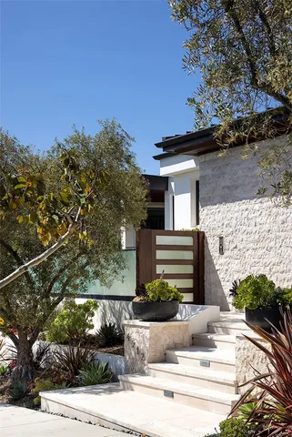 a view of a house with street