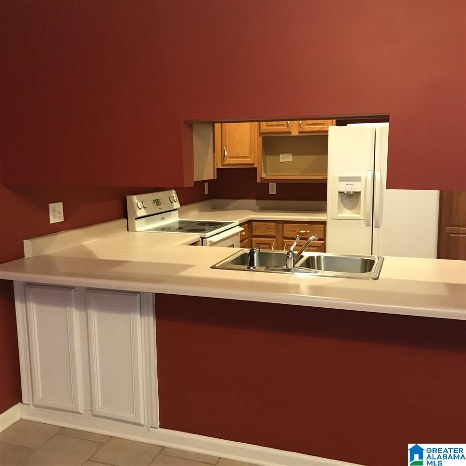 108 West Spring Street Sylacauga, AL 35150 - Photo 5 of 23
