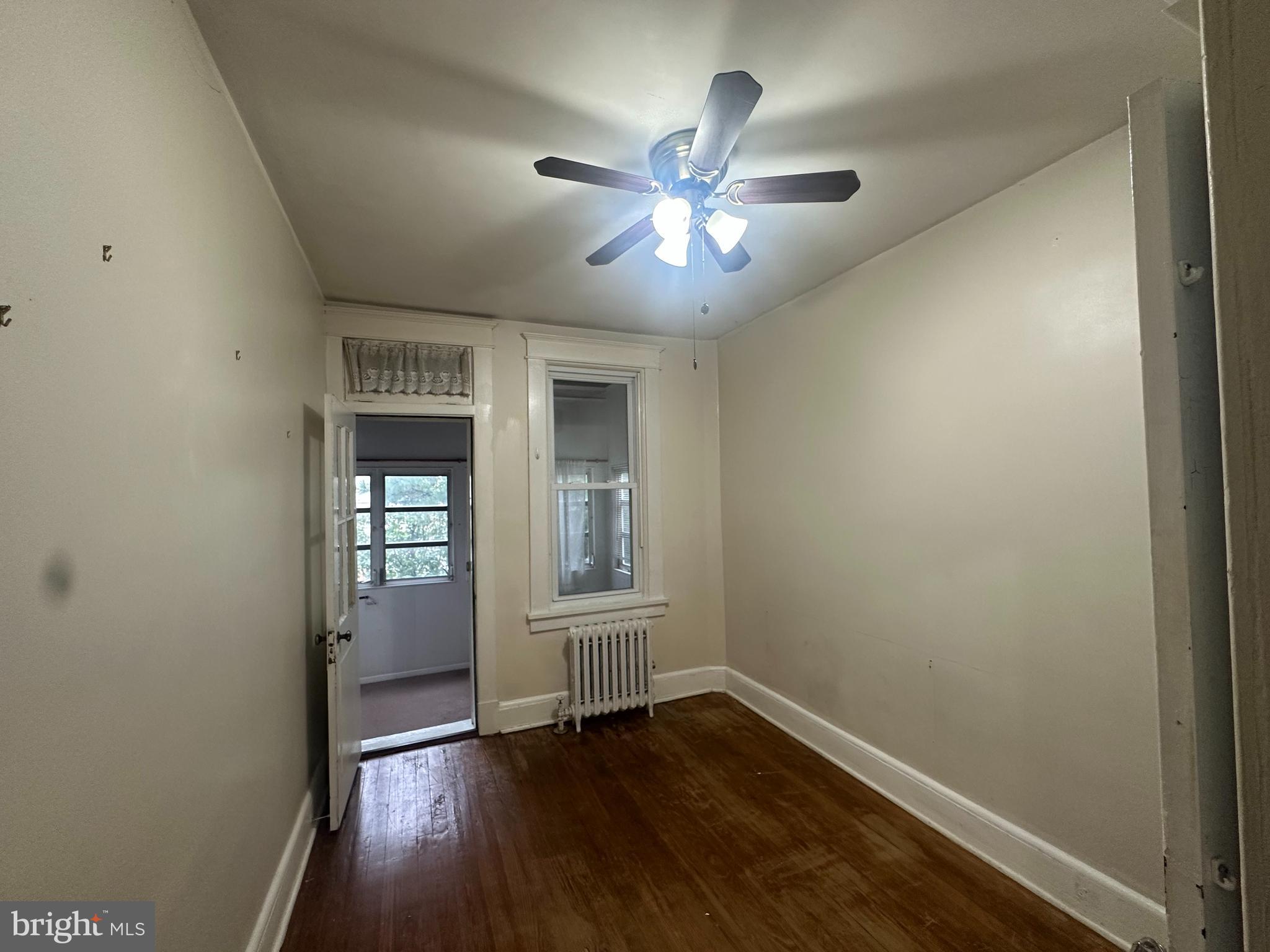 2910 Cresmont Avenue Baltimore, MD 21211 - Photo 15 of 29