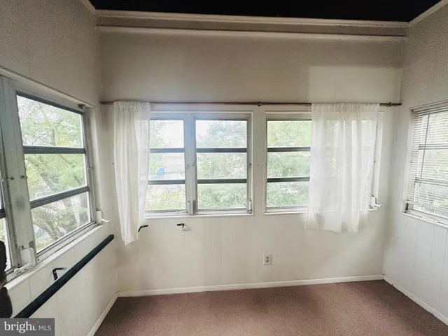 $2,450 | 2910 Cresmont Avenue, Baltimore, MD 21211