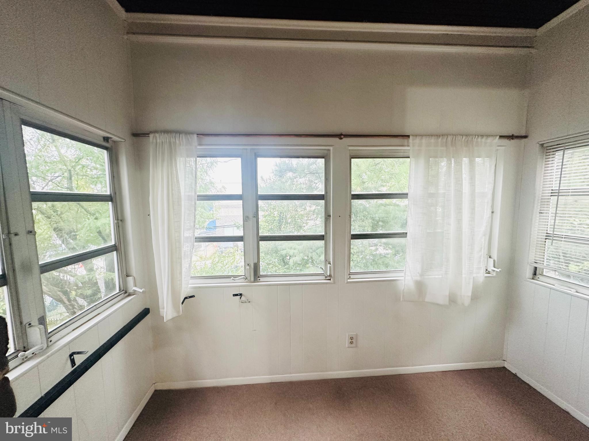 2910 Cresmont Avenue Baltimore, MD 21211 - Photo 16 of 29