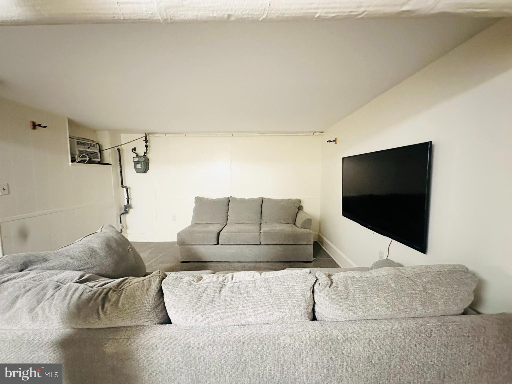 2910 Cresmont Avenue Baltimore, MD 21211 - Photo 27 of 29