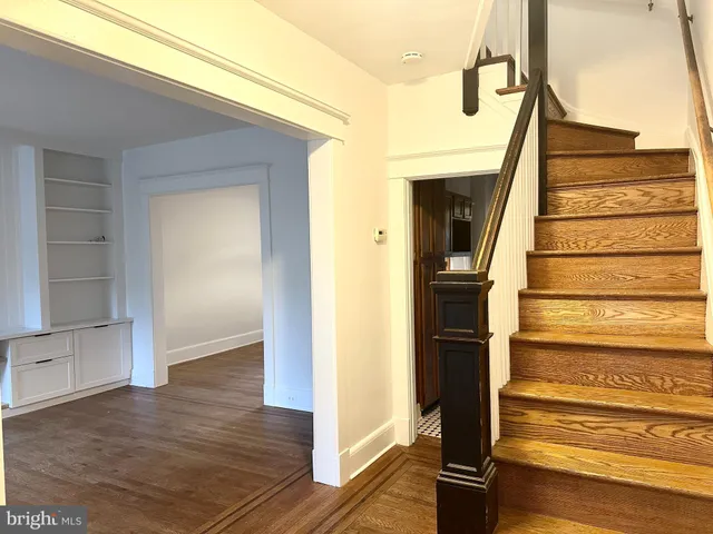 $2,450 | 2910 Cresmont Avenue, Baltimore, MD 21211