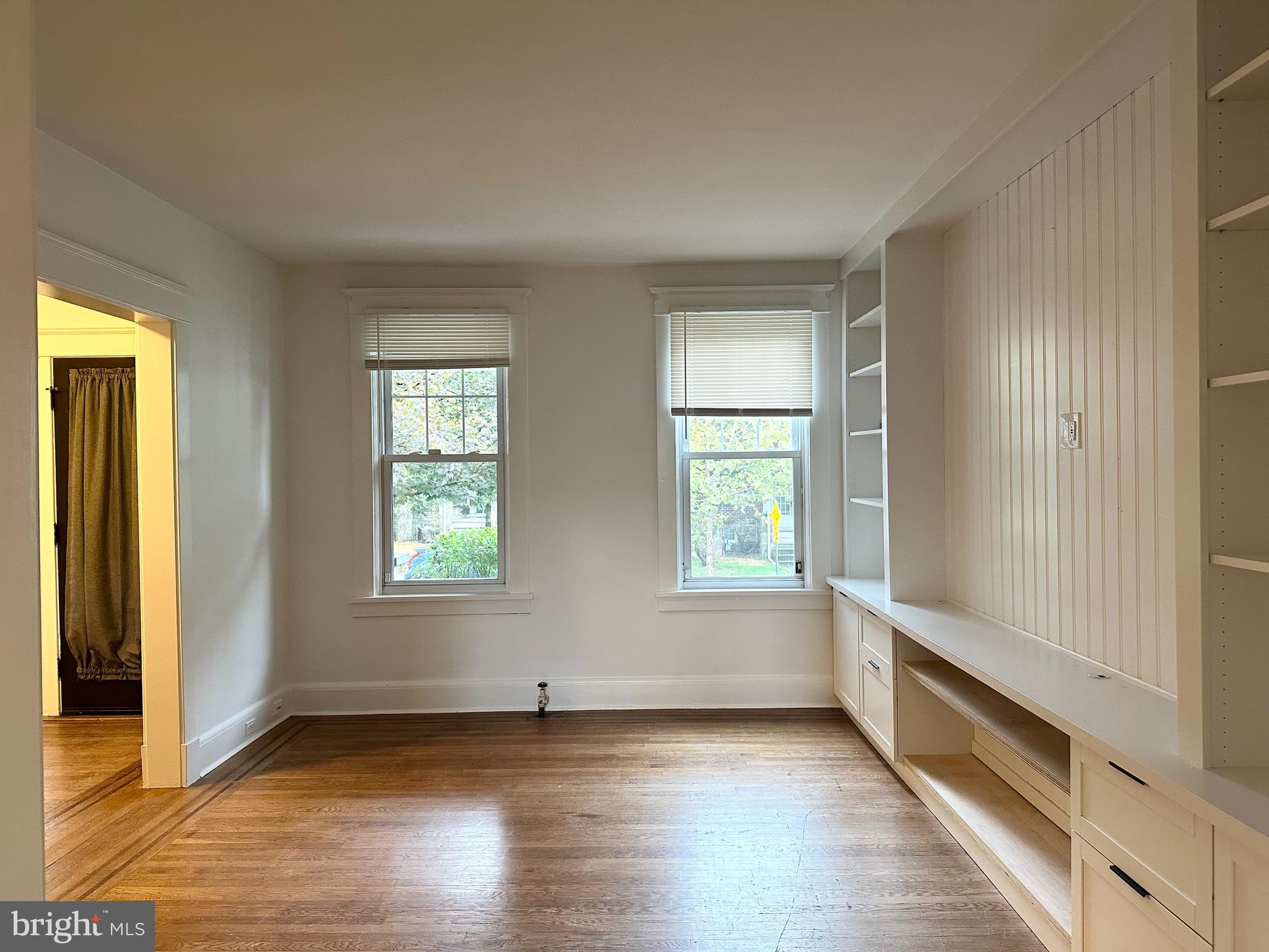 2910 Cresmont Avenue Baltimore, MD 21211 - Photo 6 of 29