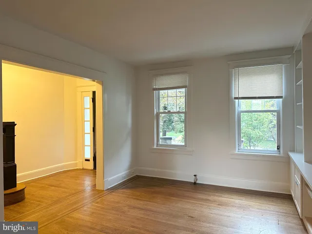 $2,450 | 2910 Cresmont Avenue, Baltimore, MD 21211