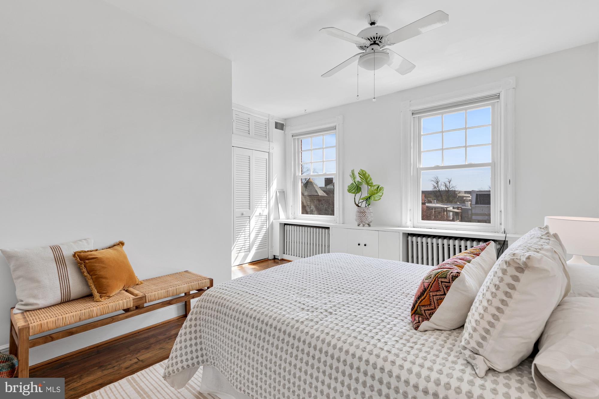 142 E Street Southeast Washington, DC 20003 - Photo 20 of 30