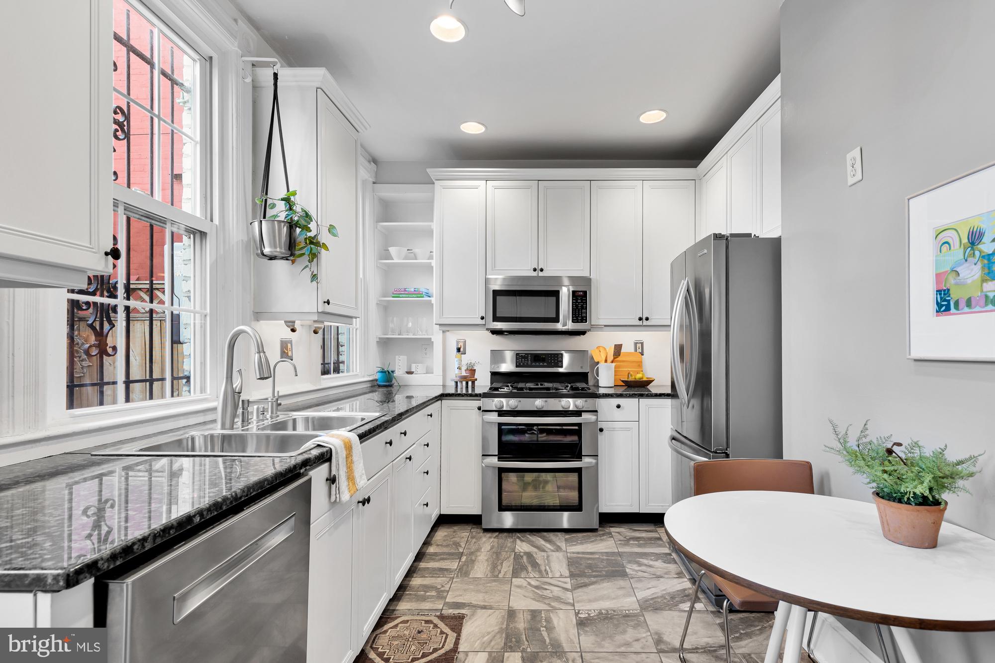 142 E Street Southeast Washington, DC 20003 - Photo 9 of 30