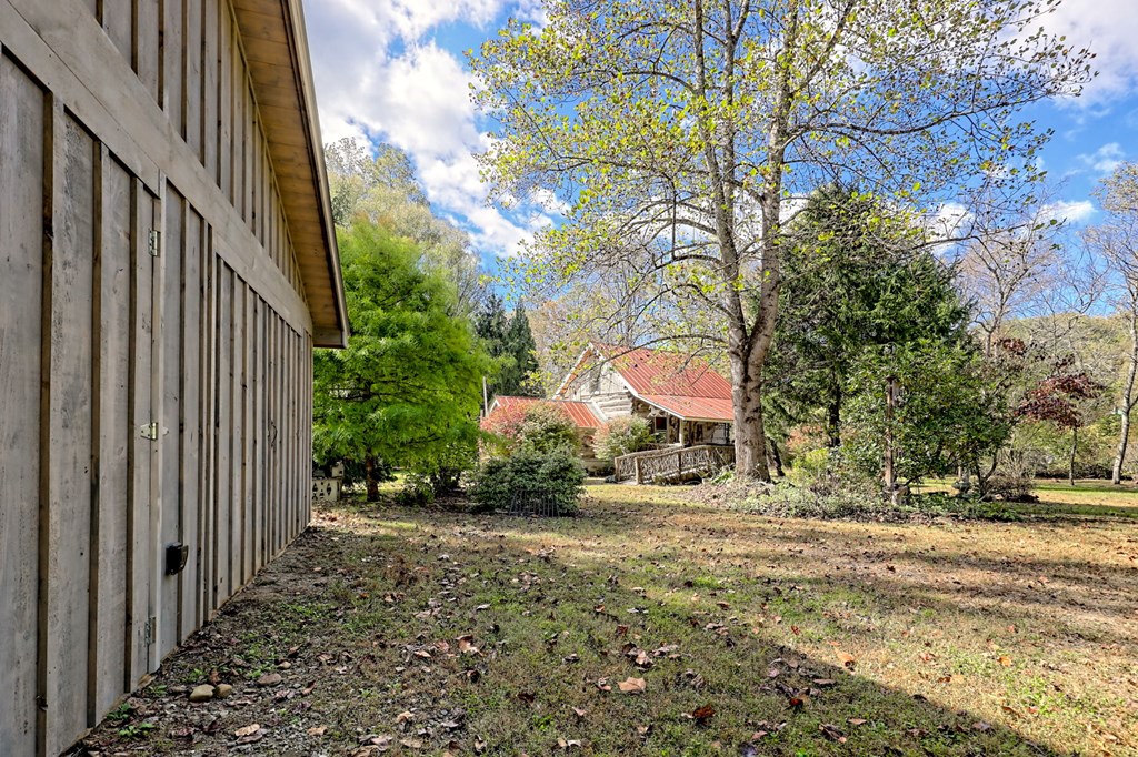 1064 Muskrat Creek Road Hayesville, NC 28904 - Photo 41 of 61