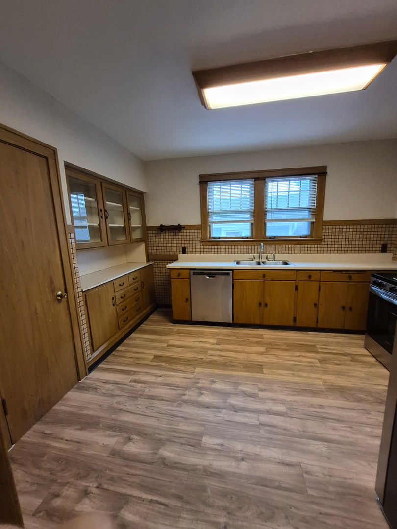 9002 Sheridan Avenue, Unit 3 Brookfield, IL 60513 - Photo 16 of 22