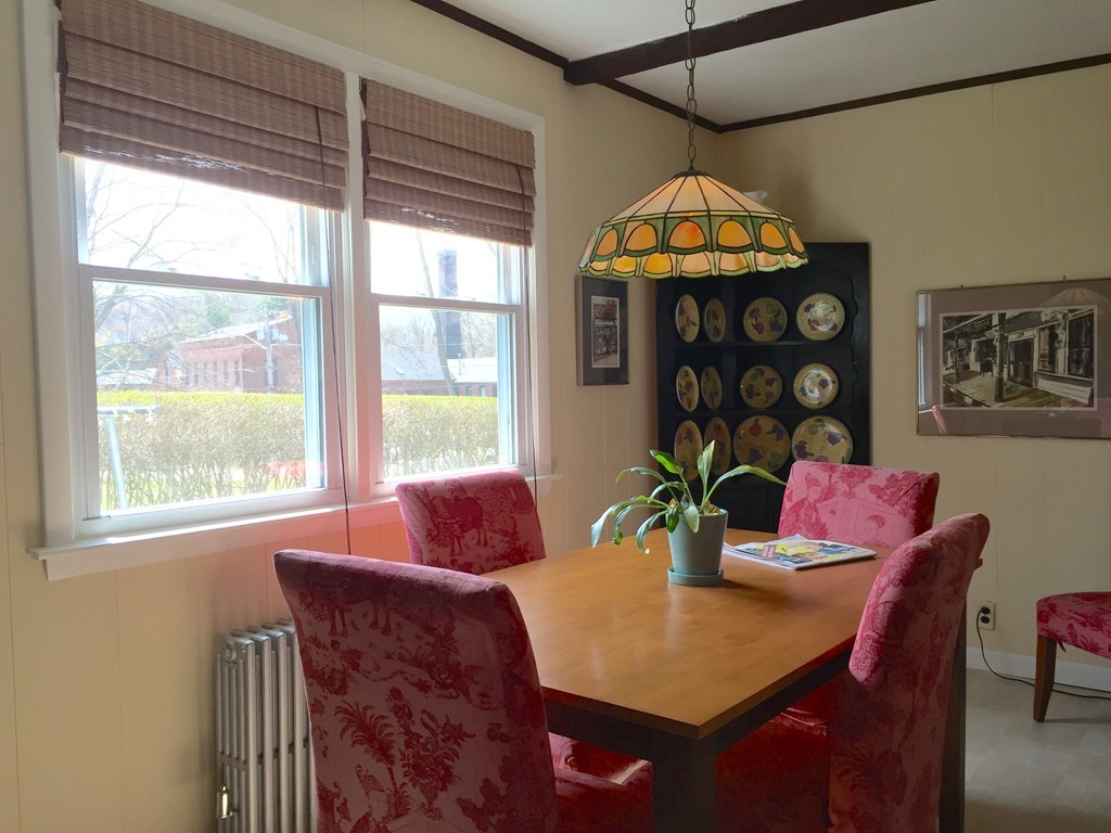 347 Riverside Drive Northampton, MA 01062 - Photo 12 of 29 Gallery Image 12